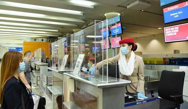 Эксперт объяснил правила сдачи тестов на коронавирус для туристов, собирающихся в ОАЭ